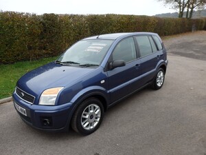 Ford Fusion  in Sherborne | Friday-Ad