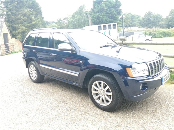 Jeep Grand Cherokee  JEEP GRAND CHEROKEE 5.7 V8 OVERLAND