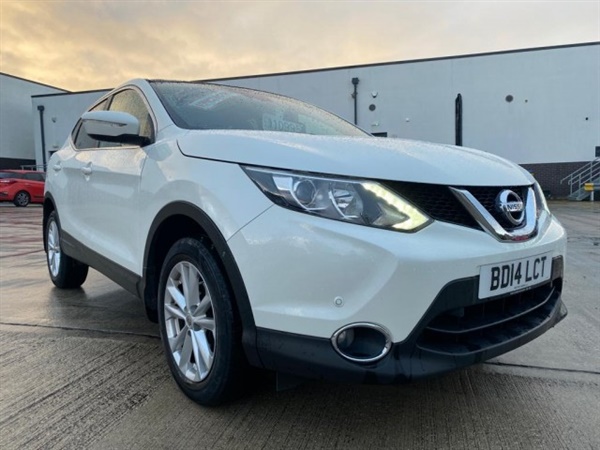 Nissan Qashqai 1.2 ACENTA PREMIUM DIG-T 5DR