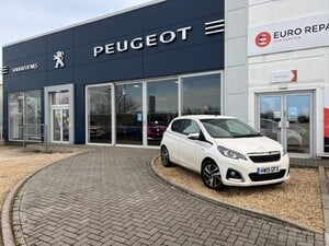 Peugeot  in Ryde | Friday-Ad