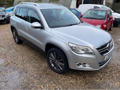 Volkswagen Tiguan  in Grey in Ryde | Friday-Ad