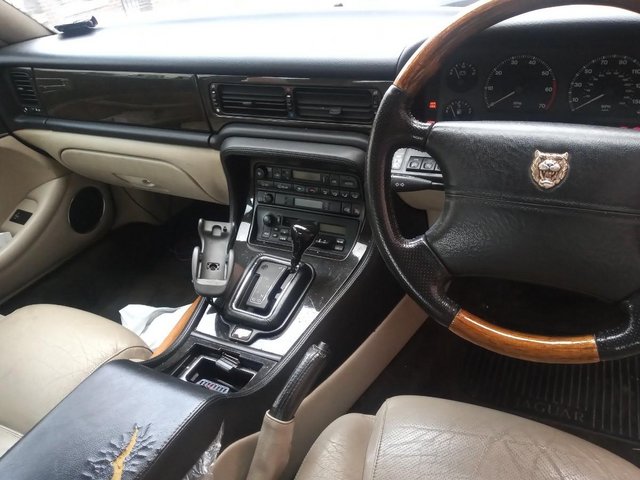 Jaguar XJ Sport, Automatic, 