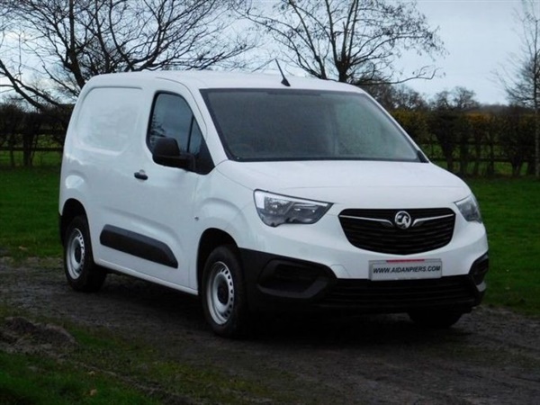 Vauxhall Combo 1.6 L1H EDITION 100 Turbo S/S