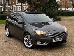 Ford Focus  in Waltham Cross | Friday-Ad