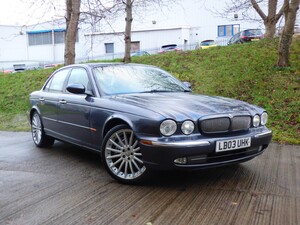 Jaguar XJR  in Bradford | Friday-Ad