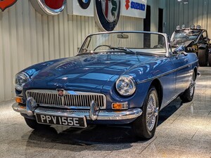 MG MGB Roadster  in Brighton | Friday-Ad