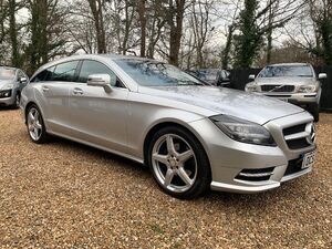 Mercedes-Benz CLS Class  in London | Friday-Ad