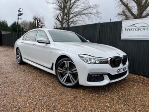 BMW 7 Series  in Addlestone | Friday-Ad