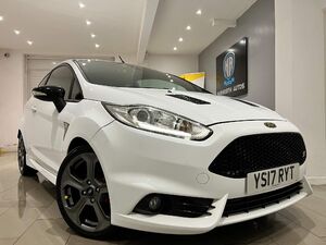 Ford Fiesta  in London | Friday-Ad