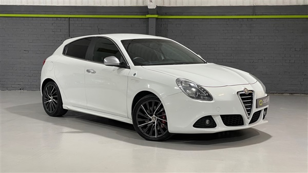 Alfa Romeo Giulietta  TBI CLOVERLEAF 235 bhp