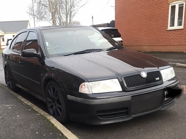 Skoda Octavia vrs 5 door in black