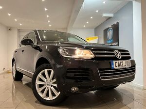 Volkswagen Touareg  in London | Friday-Ad