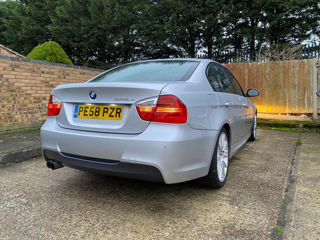 Selling my BMW 325d automatic Msport