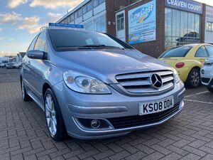 Mercedes-Benz B Class  in Camberley | Friday-Ad