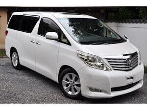 Toyota Alphard  in South Ockendon | Friday-Ad