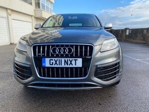 Audi Q in Lancing | Friday-Ad