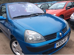 Renault Clio  in Rickmansworth | Friday-Ad