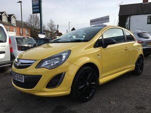 Vauxhall Corsa  in Lightwater | Friday-Ad