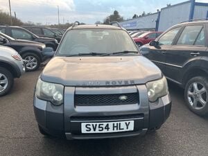 Land Rover Freelander  in Hengoed | Friday-Ad