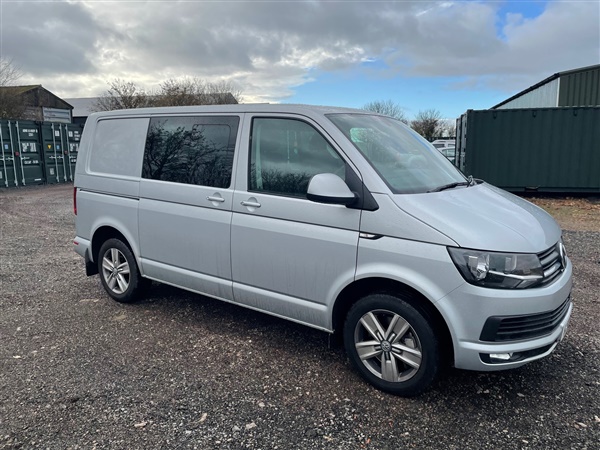 Volkswagen Transporter T32 TDI KOMBI HIGHLINE BMT DSG 150PS