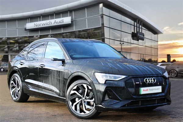 Audi e-tron 300kW 55 Quattro 95kWh Black Ed 5dr Auto