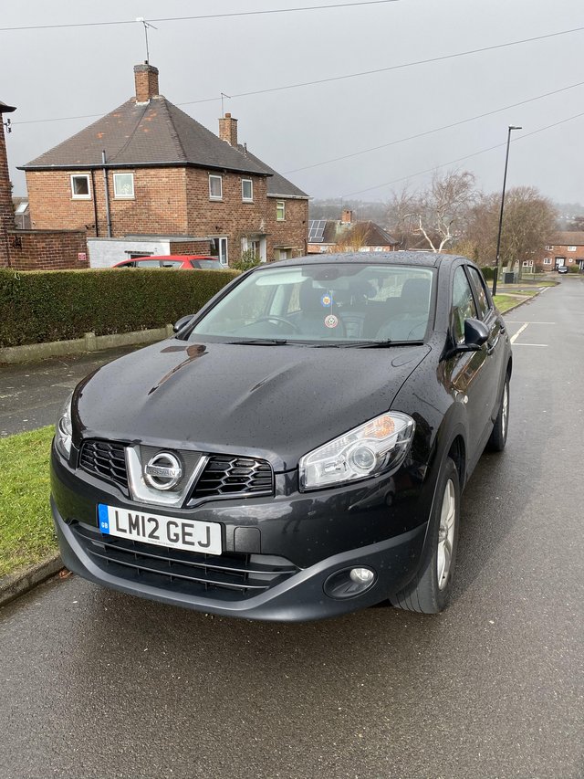 Black Nissan Qashqai  petrol