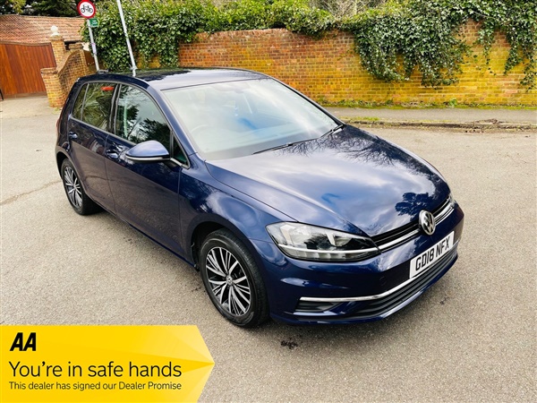 Volkswagen Golf SE TSI BLUEMOTION TECHNOLOGY DSG 5-Door