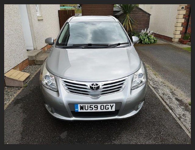 Toyota Avensis Estate in very good condition