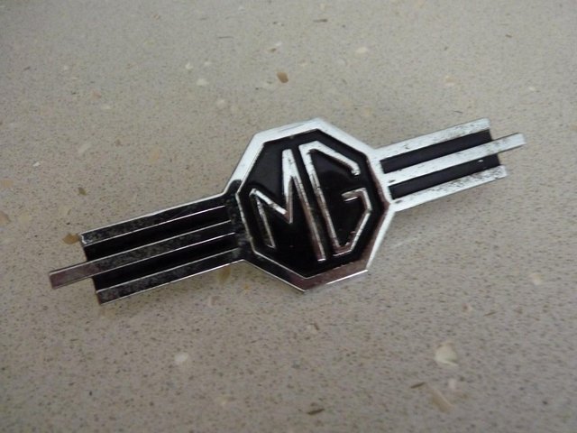 Dashboard badge for MGA/MGB