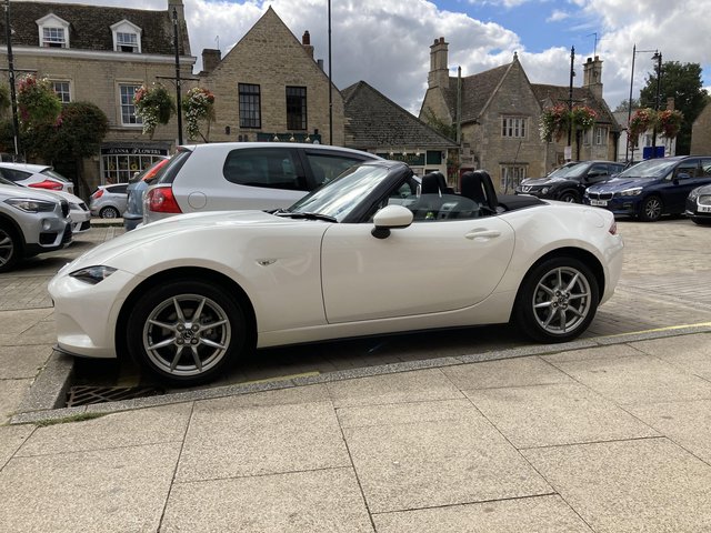  Mazda MX5 Skyactive ND in white.