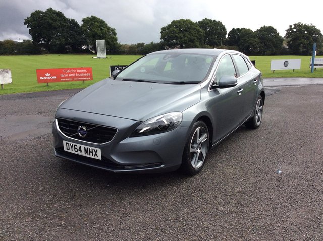 Volvo V40 D2 SE Lux Nav  low mileage