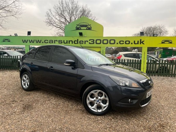 Ford Focus 1.6 Titanium 5dr Auto