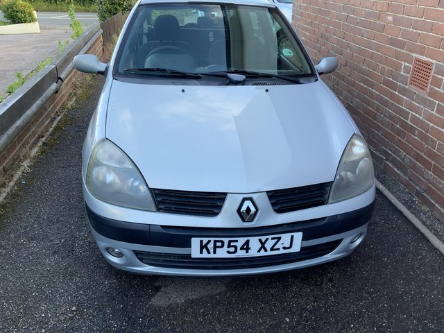 Good condition  clio for sale… great little runner