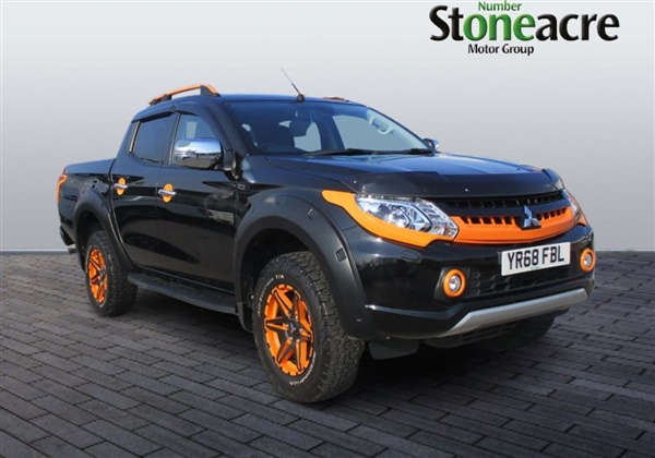 Mitsubishi L200 Double Cab DI-D 181 Barbarian SVP II 4WD