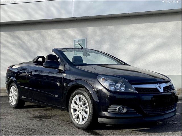  Vauxhall Astra · Convertible · Driven 