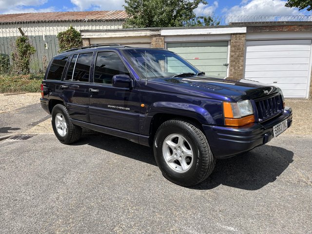 Jeep Grand Cherokee orvis limited
