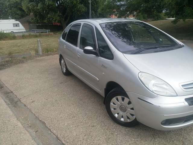  Citroen picasso 1.6 diesel low miles service history on