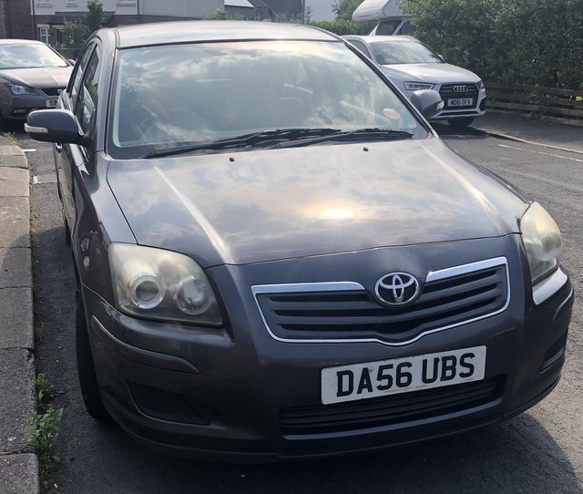 Quick Sale Toyota avensis t2 1.8