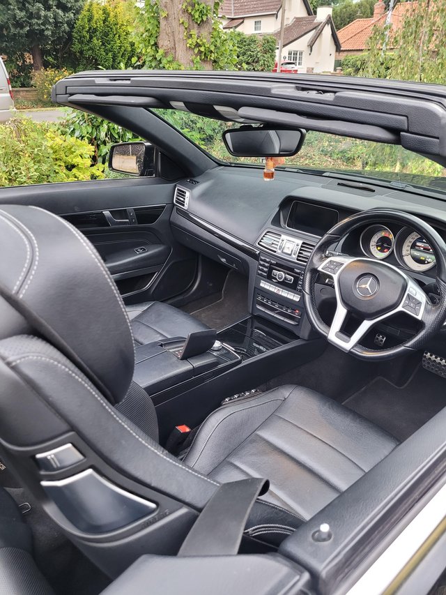 Mercedes- Benz Eclass convertible