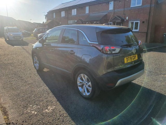 vauxhall crossland x only  miles excellent condition