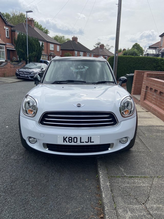 Mini Countryman 1.6 Cooper D rare panoramic roof 62k fsh