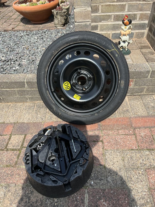 Astra spare tyre and tools for active  car