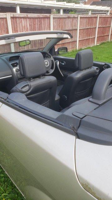 Renault Megane Cabriolet 2 seater Gold,retiring driver