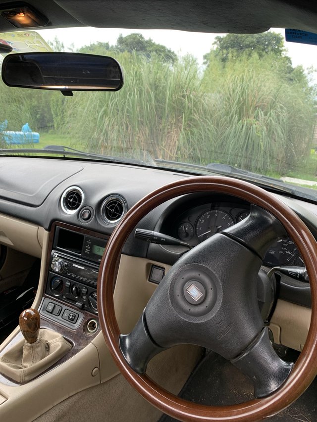 Mazda mx-5 1.8 manual petrol convertible