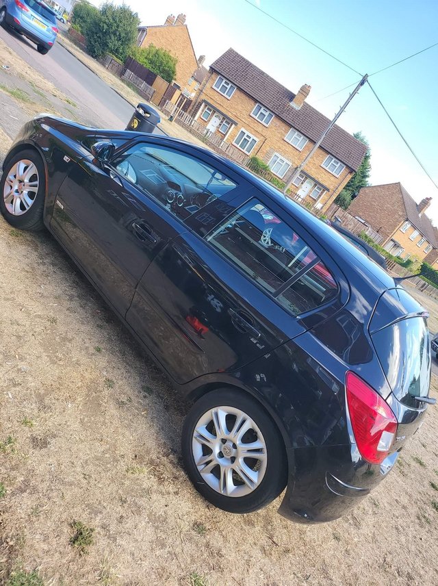 Vauxhall Corsa 1.4cc Automatic.