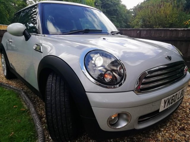 MINI HATCHBACK 1.6 Cooper Camden 3dr HATCHBACK Petrol