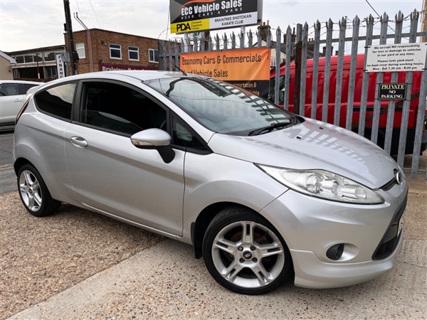 Ford Fiesta ZETEC S FORD SERVICE HISTORY