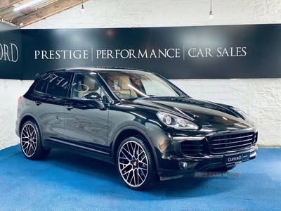 Porsche Cayenne 3.0 D V6 TIPTRONIC S 5d 262 BHP PANORAMIC