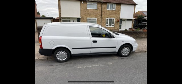 Vauxhall Astravan 1.7 DTI white