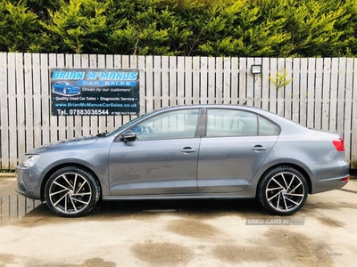 Volkswagen Jetta 1.6 TDI CR Bluemotion Tech SE 4dr